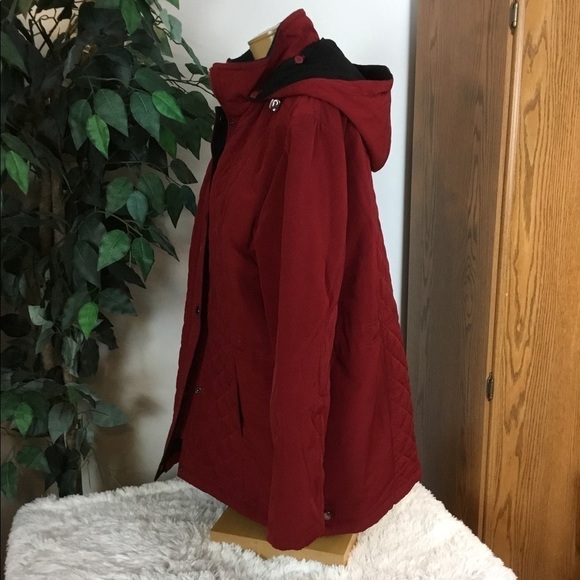 Nautica Large cranberry red hooded winter jacket - Picture 16 of 16